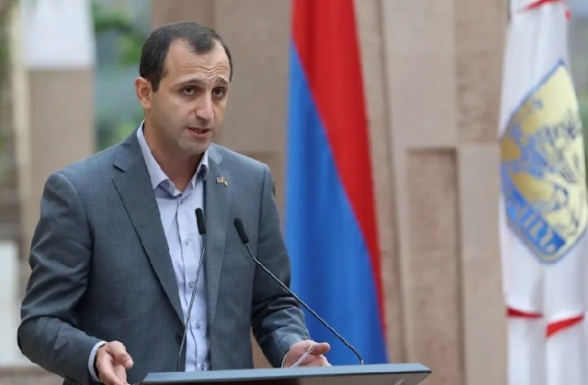 Почему 26,7 млн административному округу Шенгавит?